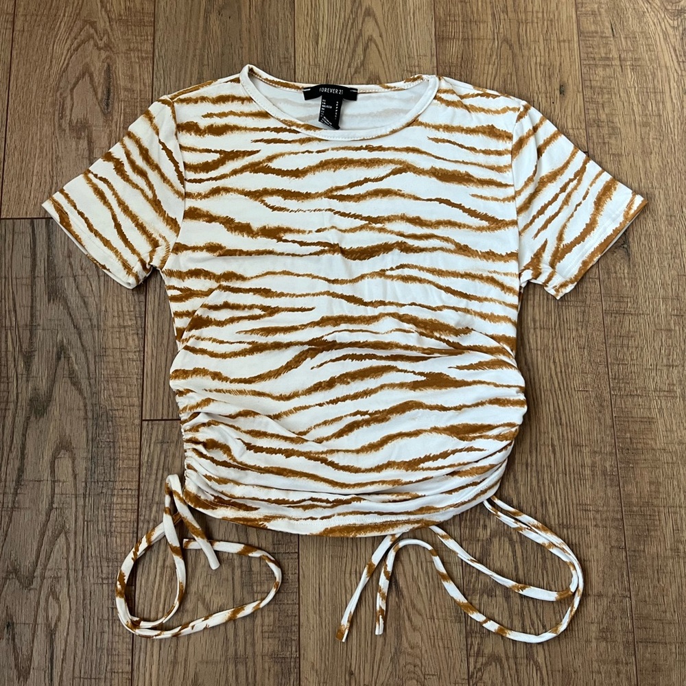 NWOT Forever 21 Crop Top